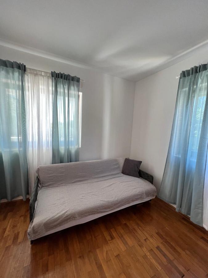 Apartments Antolkovic Ugljan Extérieur photo